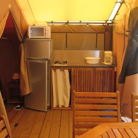Camping Val de Boutonne Saint-Jean-dʼAngély Extérieur photo